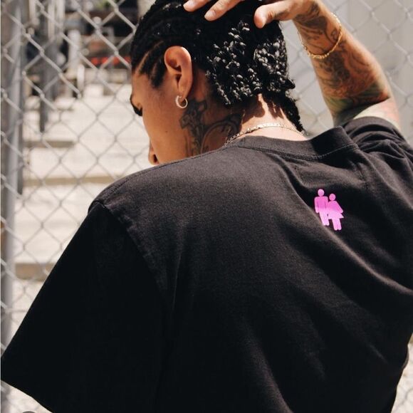 HOMME FEMME Homme+Femme Rainbow Black Short Sleeve Crew neck T-Shirt - Picture 4 of 12